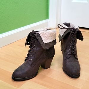  Women's Modern Western Cowboy Boots